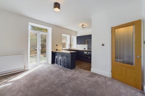 2 bedroom end of terrace house for sale, Nunsfield Road, Buxton