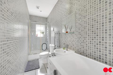 16 Castleton Road, Ilford, IG3 9QR