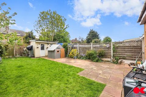 16 Castleton Road, Ilford, IG3 9QR
