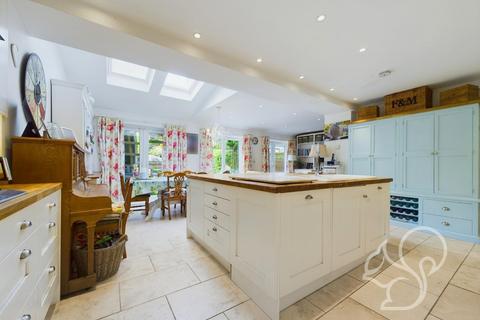 4 bedroom semi-detached house for sale, Church Road, Fordham