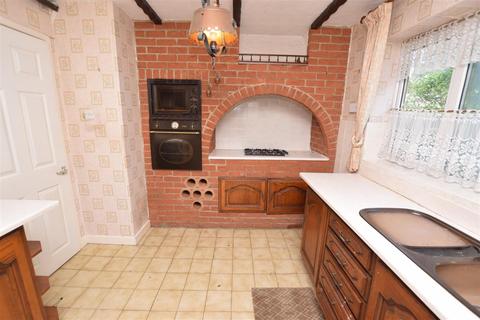 3 bedroom detached house for sale, Belmont Close, Cleethorpes DN35