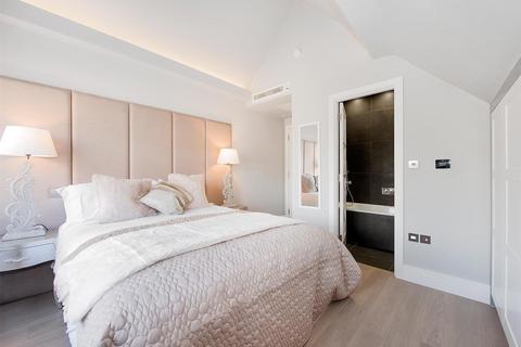 3 bedroom flat to rent, Lyndhurst Road, Hampstead