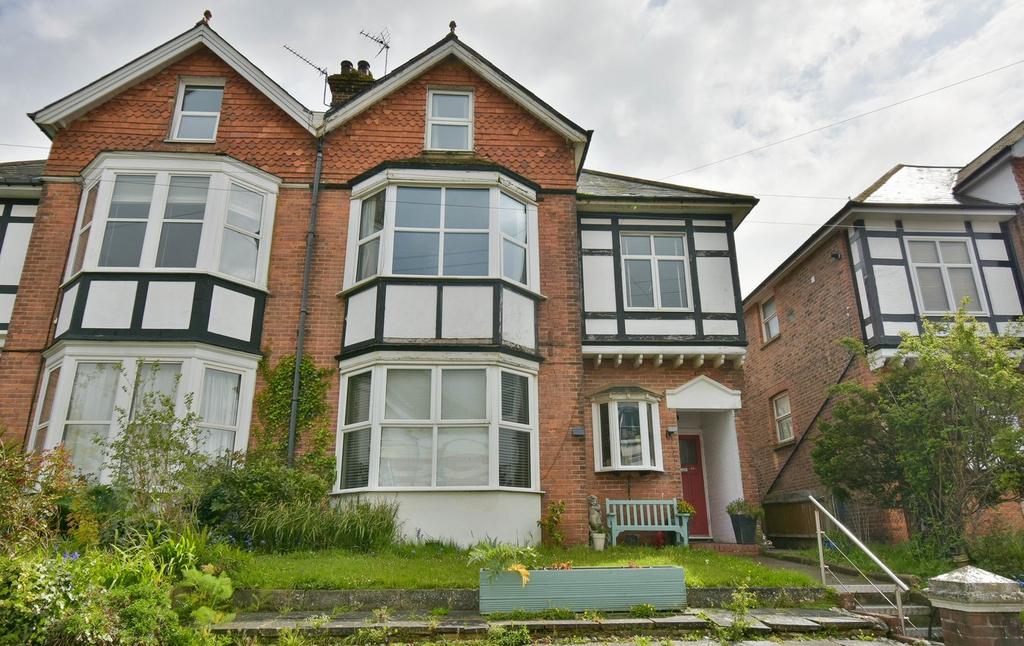 Amherst Road, BexhillonSea, TN40 3 bed for sale £275,000