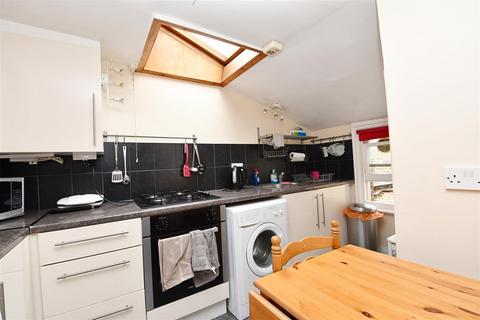 2 bedroom flat to rent, Agamemnon Road, West Hampstead