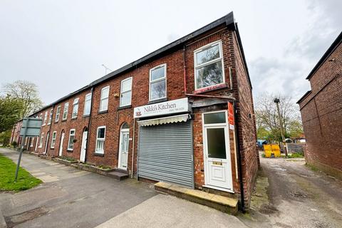 Property to rent, Flixton Road, Urmston, Manchester, M41