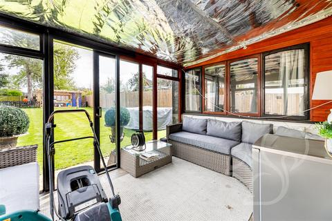 60 Firs Chase, West Mersea, Colchester, CO5 8NN