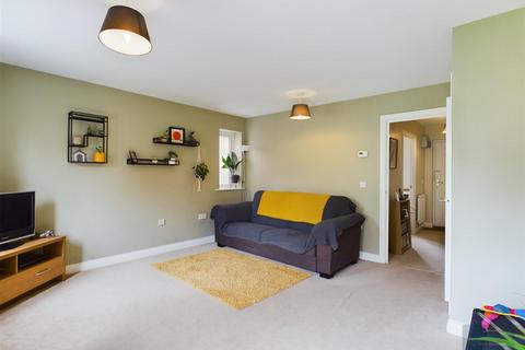 50 Barons Crescent, Trowbridge, BA14 7FU