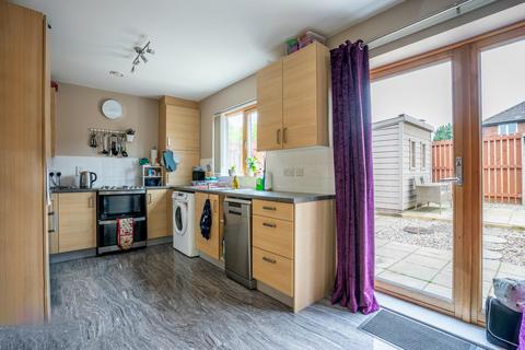 3 bedroom townhouse for sale, Archer Close, York