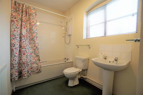 2 bedroom mews to rent, Norton Lindsey Road, Hampton On The Hill, Nr Warwick, CV35 8HB