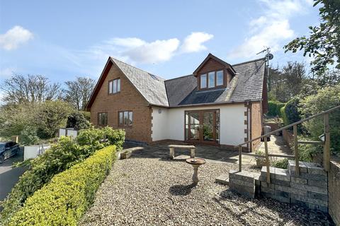 Newhaven Hilltop Road, Bideford, EX39 3PA