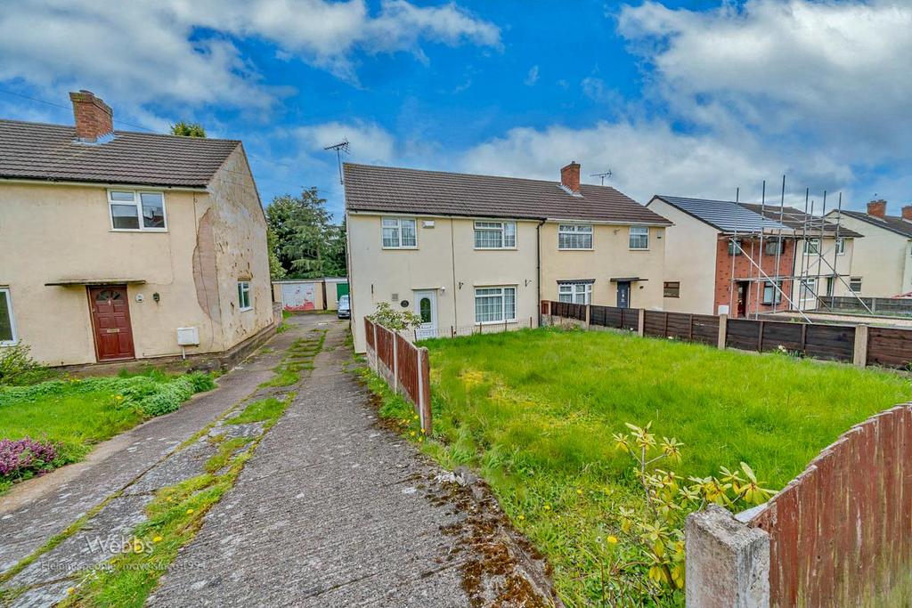 Boswell Road, Cannock WS11 3 bed semidetached house for sale £170,000