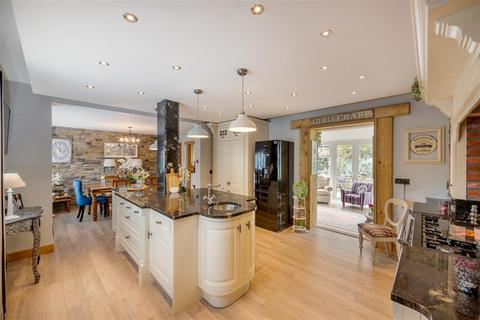 5 bedroom barn conversion for sale, Great North Road, Morpeth NE61