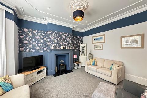 4 bedroom terraced house for sale, Westbourne Park, Scarborough