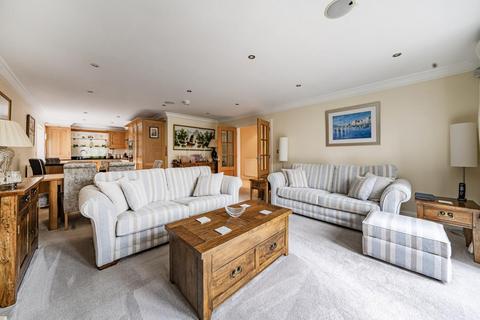 2, The Courtyard Bedwell Park, Essendon, Hatfield, AL9 6GH