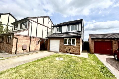 5 Quantock Close, Hereford, HR4 0TD