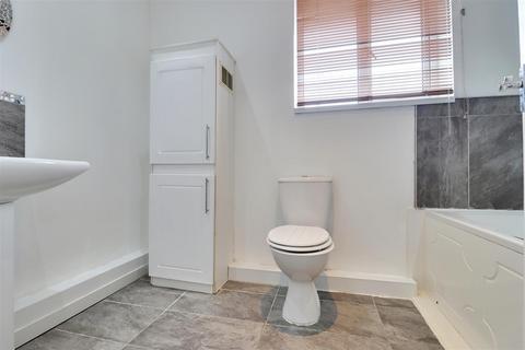 2 Danes Drive, Hessle, HU13 0BT