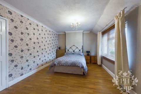 3 bedroom end of terrace house for sale, Nesham Road, Middlesbrough