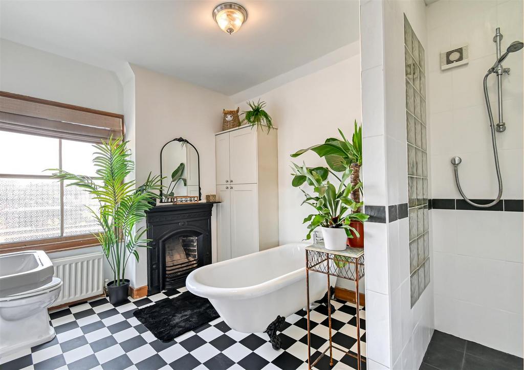 2 Westgate Villas-04.jpg