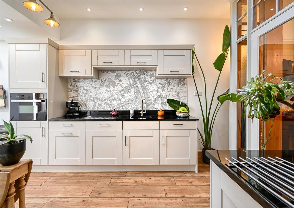 2 Westgate Villas-12.jpg