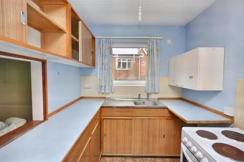 2 bedroom flat for sale, Silverdale Road, Eastbourne