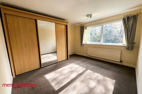 2 bedroom apartment to rent, Rotherstoke Close, Rotherham