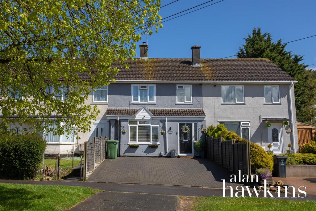 Manor Crescent, Swindon SN2 2 3 bed terraced house for sale £250,000