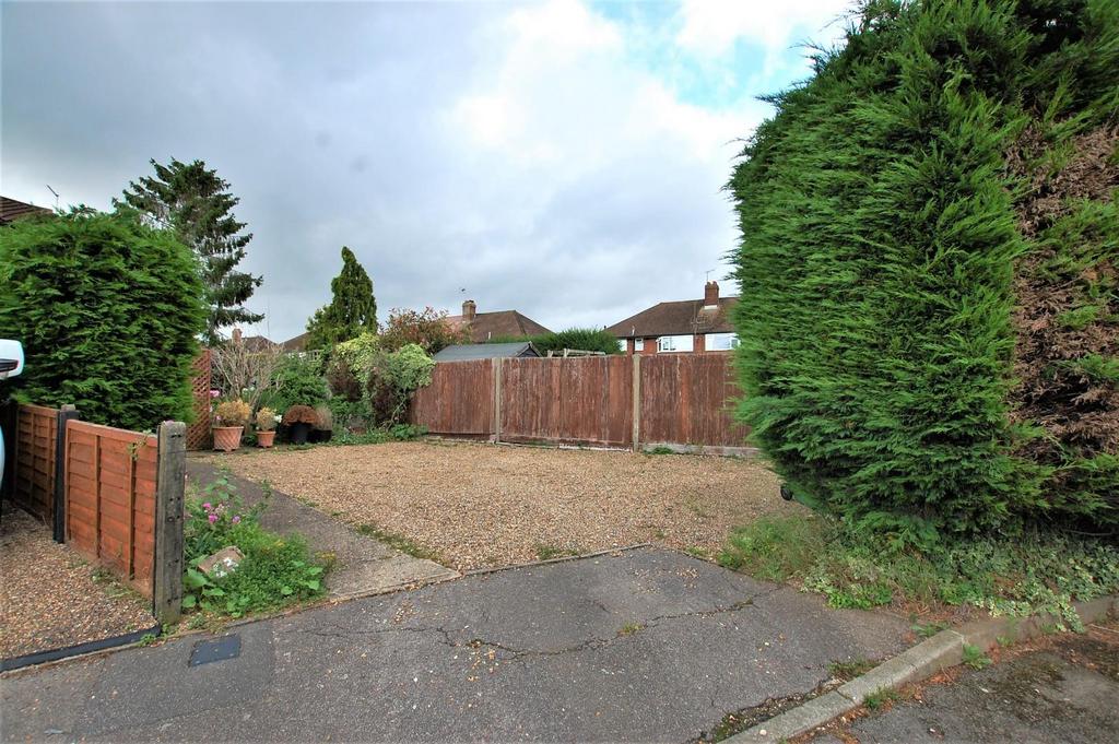 Entrance To Driveway