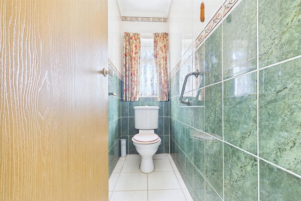 Wc.