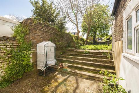 7 bedroom terraced house for sale, Grange Park, Ealing W5