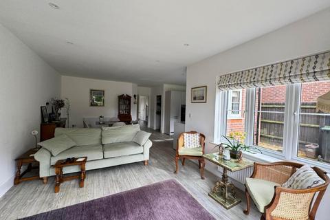 12 Burmo Way, Potton, Sandy, SG19 2FE