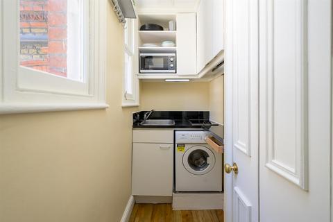 Studio for sale, 8 Egerton Gardens, London SW3