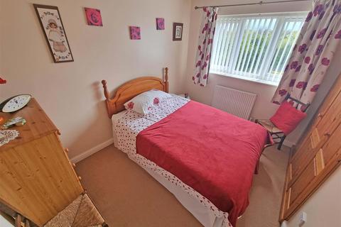 95 Houndsfield Lane, Wythall, Birmingham, B47 6LX
