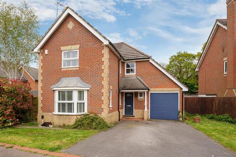 6 Boltons Lane, Binfield, Bracknell, RG42 4UB