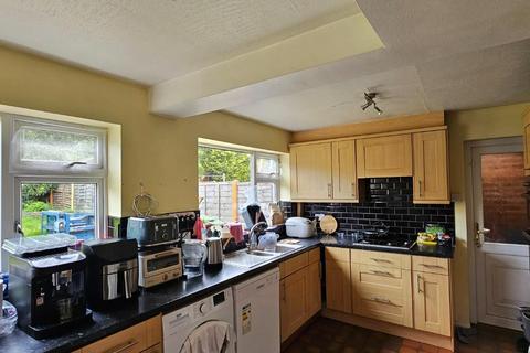 4 bedroom house to rent, Peterbrook Road, Shirley, Solihull