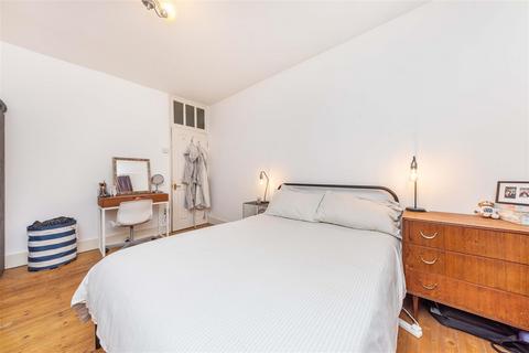 1 bedroom flat for sale, Priam House, Old Bethnal Green Road, London,