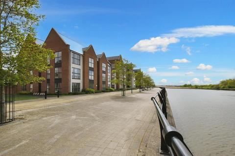 1 bedroom flat for sale, Narwhal Crescent, Wouldham