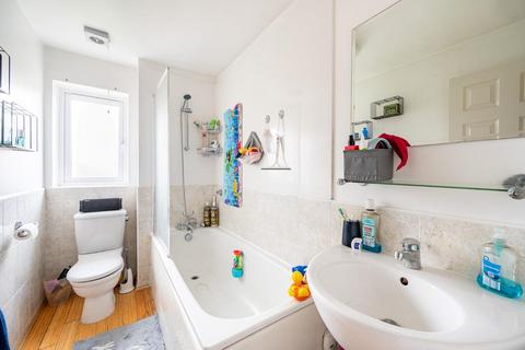 12 Britric Close, Little Dunmow, Dunmow, CM6 3FN