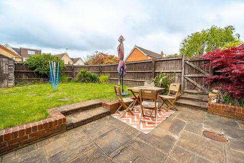 12 Britric Close, Little Dunmow, Dunmow, CM6 3FN