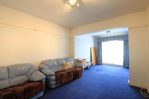 3 bedroom end of terrace house for sale, Stanley Road, Southall UB1