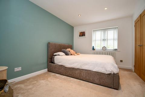 10 Doublegates Court, Ripon, HG4 2TT