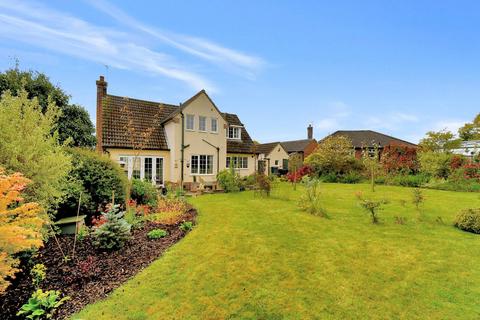 3 bedroom detached house for sale, Lark Hill Crescent, Ripon