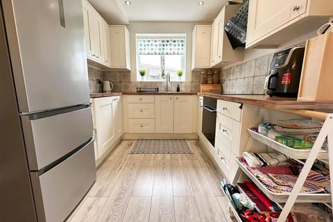 19 Highcliffe Drive, Oughtibridge, Sheffield, S35 0JD