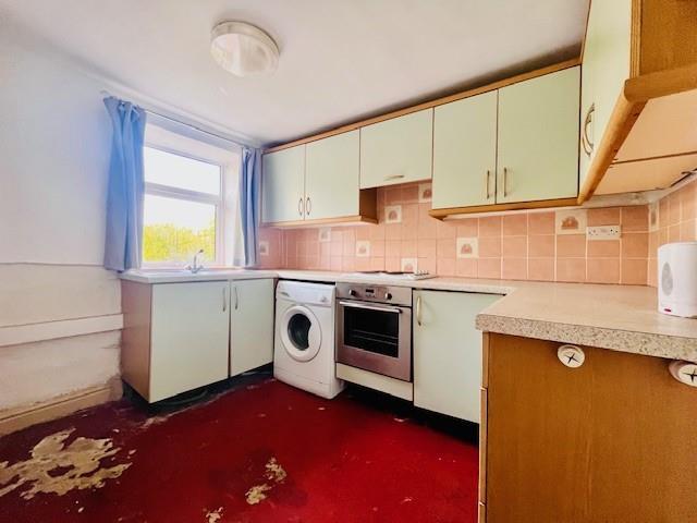 Kitchen 1.jpg