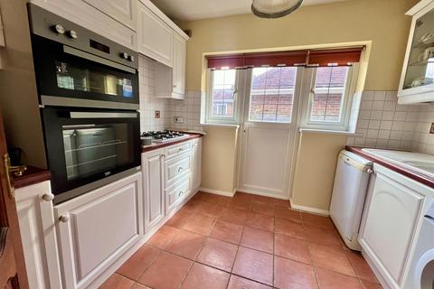 3 bedroom detached bungalow for sale, Pembury Grove, Bexhill-On-Sea TN39