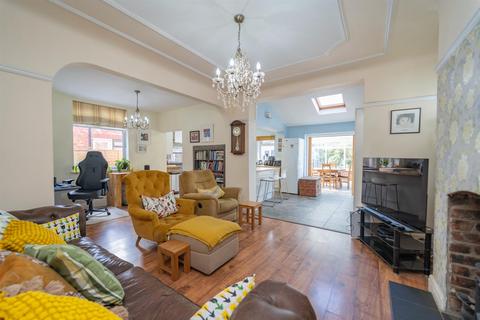 5 bedroom semi-detached house for sale, Barlow Moor Road, Chorlton