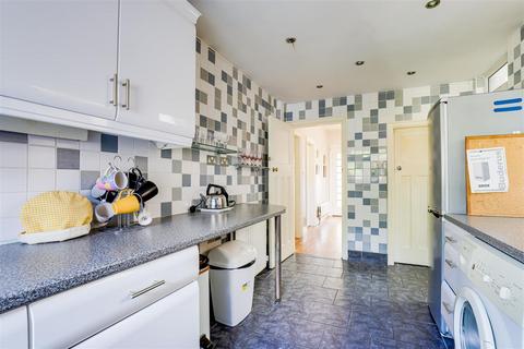 589 Western Boulevard, Nottingham, NG8 5GS