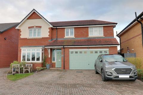 5 bedroom detached house for sale, Rotary Drive, Alsager,