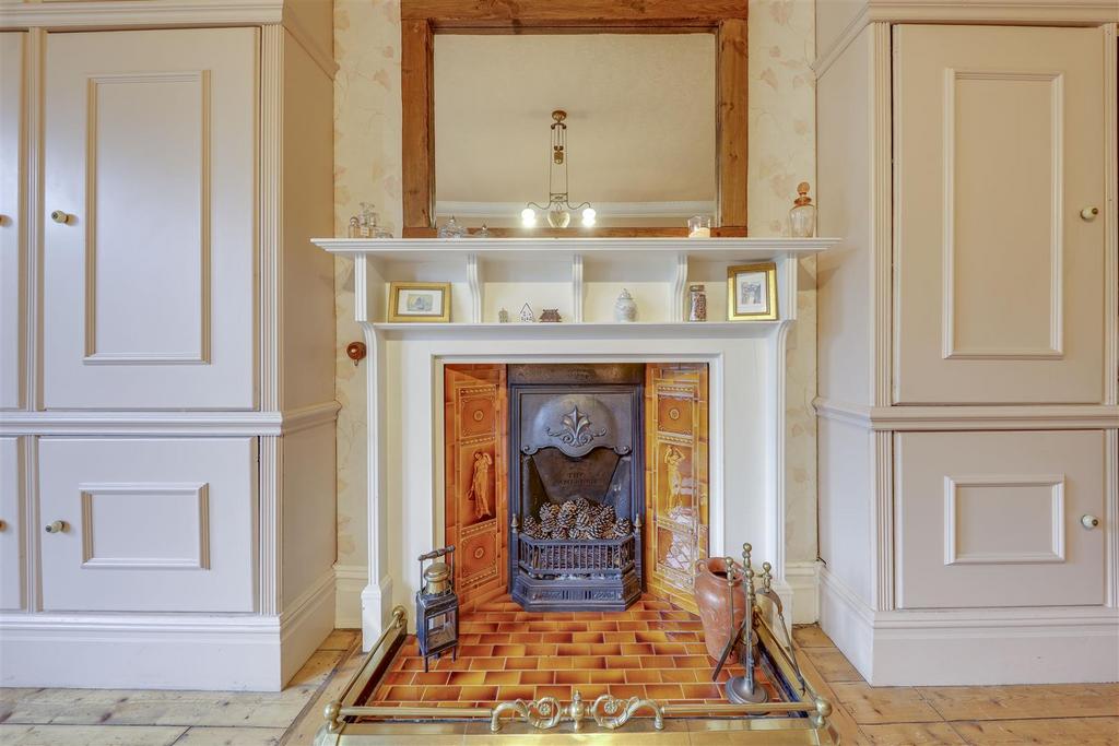 Feature Fireplace