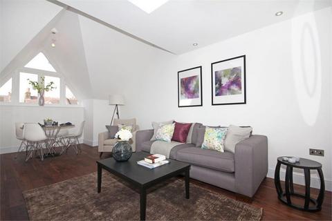 1 bedroom apartment for sale, Lansdowne Lodge, W13