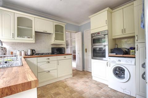 2 bedroom detached bungalow for sale, Broad Oak Lane, Bexhill-On-Sea